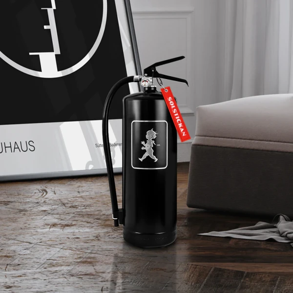 Solstickan Brandsläckare 6kg Kamintillbehör och redskap miljöbild